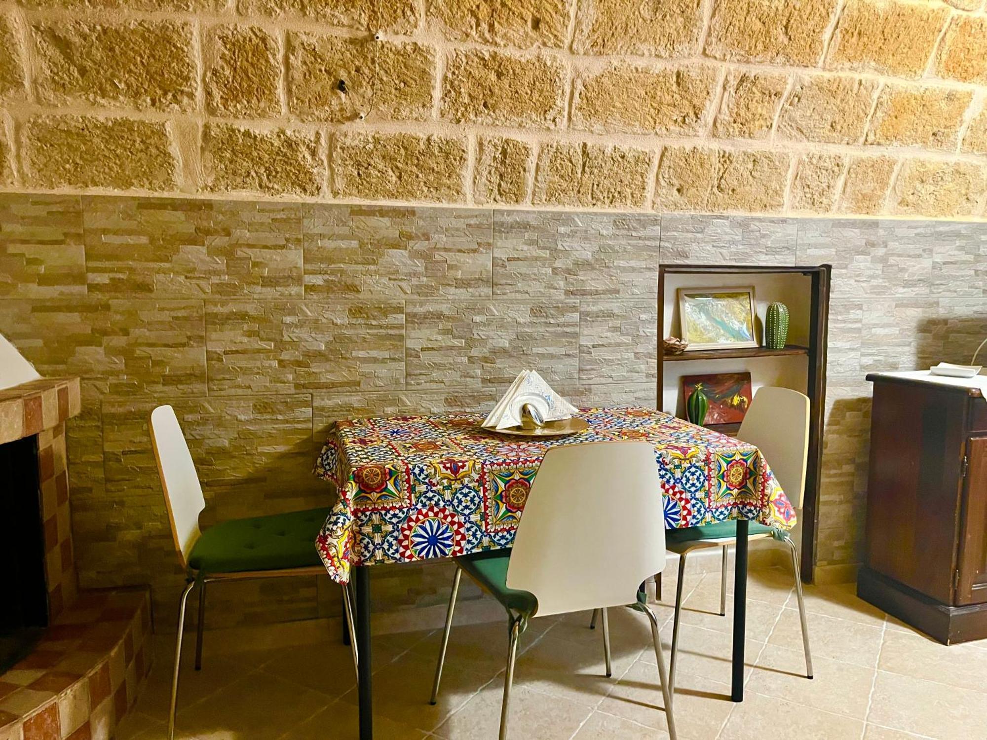 Cattleya Apartamento Mola di Bari Exterior foto